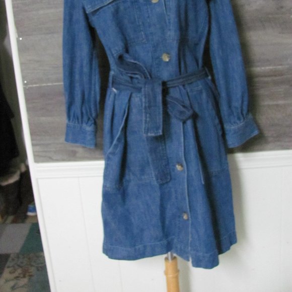 FREE ASSEMBLY LADIES DENIM BELTED DRESS NWT - Picture 8 of 9